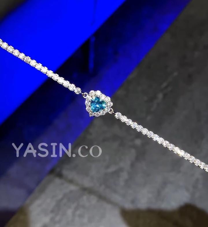 Bracelet to Adorn Your Look ✨ | With Premium Light Box 💖